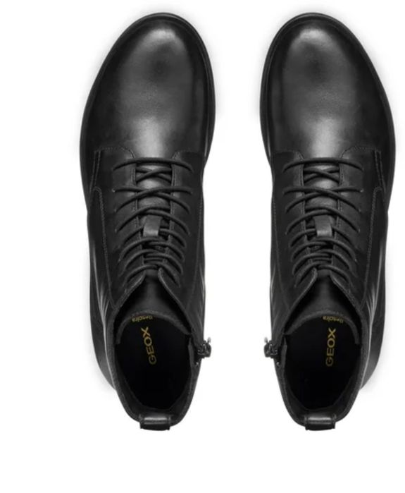 Зимни боти от естествена кожа Geox