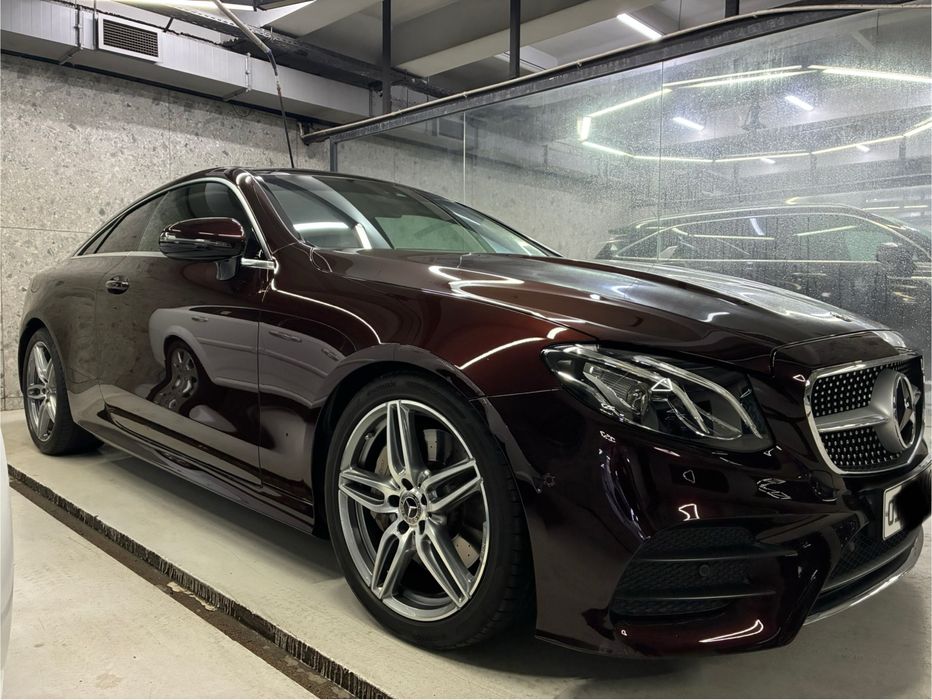 Mercedes E-class coupe 300