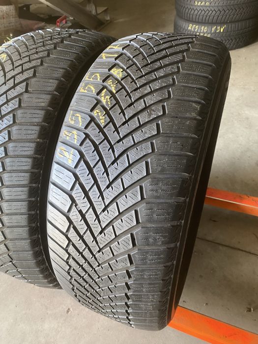 Anvelope iarna 235/55/17 Yokohama Blu Earth Winter 235 55 17 R17