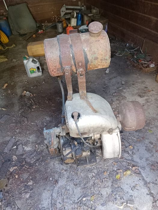 Двигатель ЗИТ в рабочем состоянии