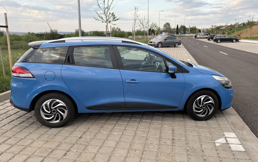 Clio IV 1.5 dci 75 hp 2013 Albastru 280 000