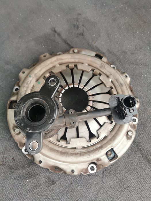 Ambreiaj Renault megane 3 motor 1.5 diesel an 2011