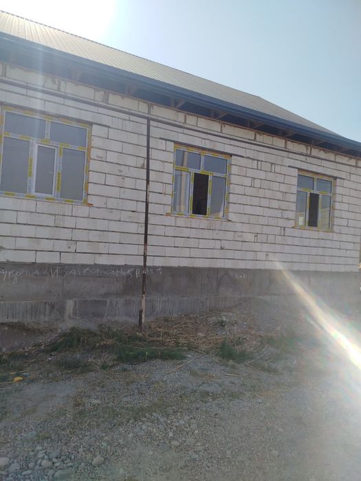 Срочно ховли уй сотилади