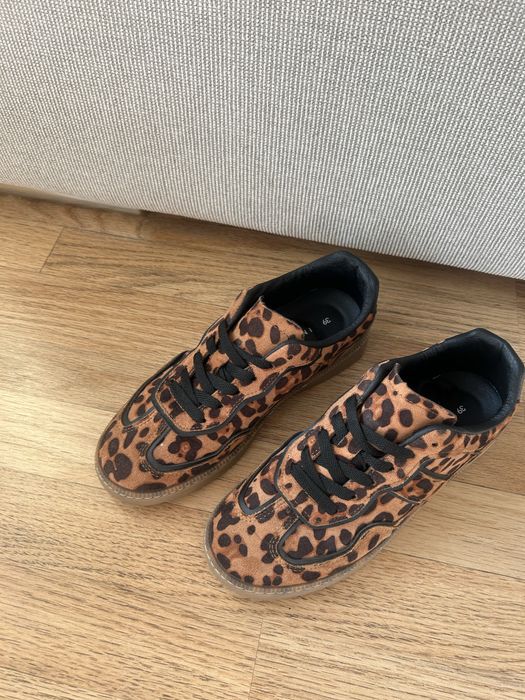 Елегантни кецове