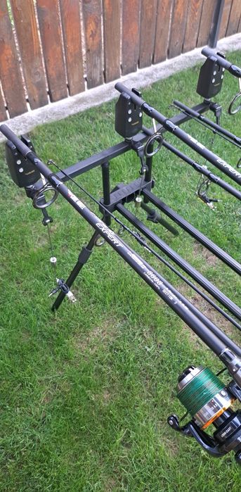 Set Pescuit,3 Lansete 3,90m+3 Mulinete Storm 9S Long Cast+Rod Pod