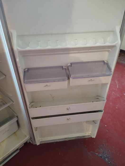 Продам холодильник.