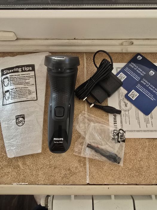 Aparat de ras Philips