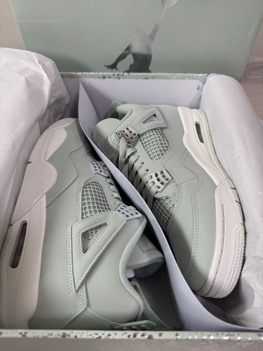 Nike Air Jordan 4 Retro Abundance Seafoam Sail Metallic