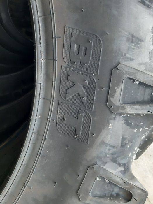 14.00-38 BKT Cauciucuri noi cu 8PLY garantie 2 ani