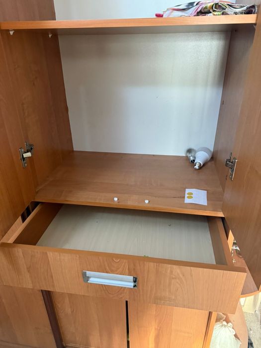 Продам шкаф для прихожей