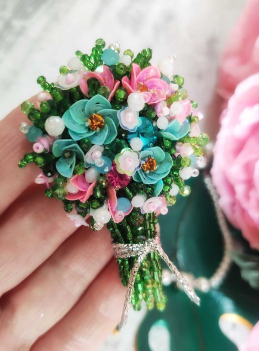 Броши ручной работы