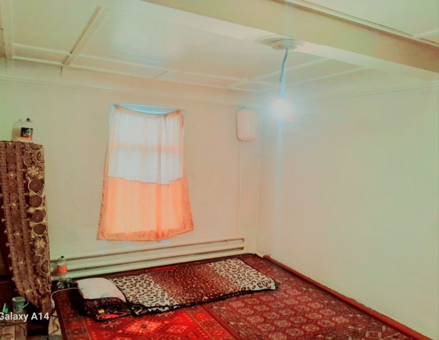 Chilonzor 20da kvartira bor bollarga srochni 2 kishi kerak