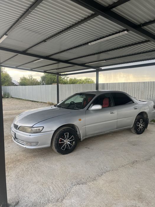 Продам toyota carina ed