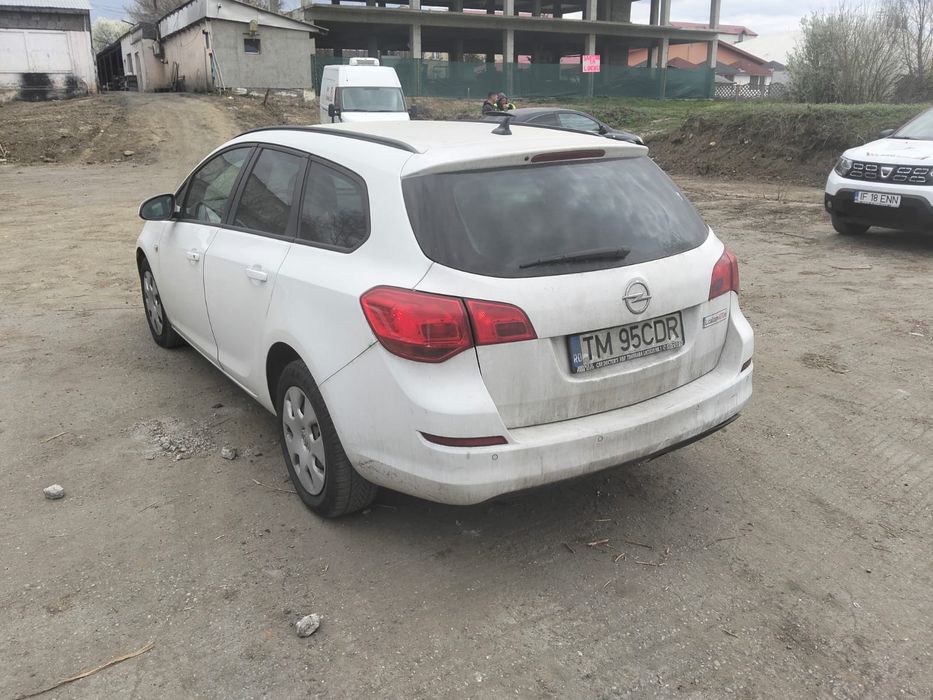 Opel Astra J 1.7cdti An 2012 Proprietar