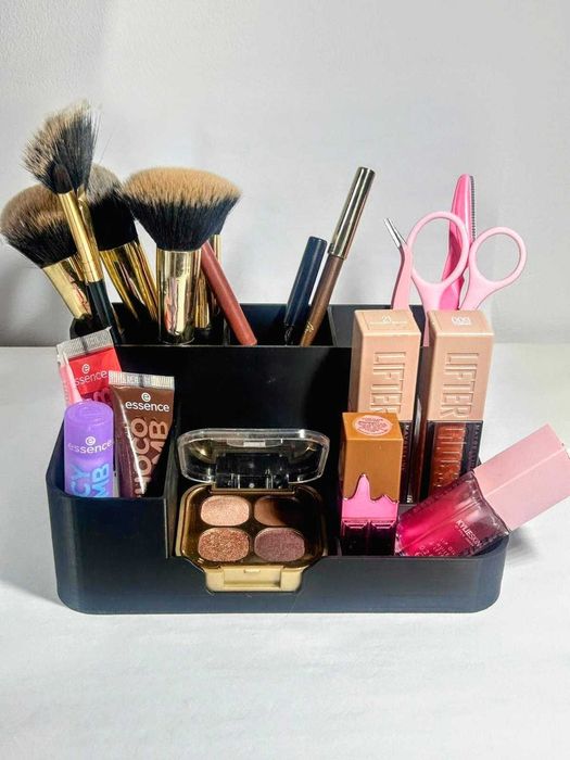 Organizator cosmetice / machiaj – compartimentat