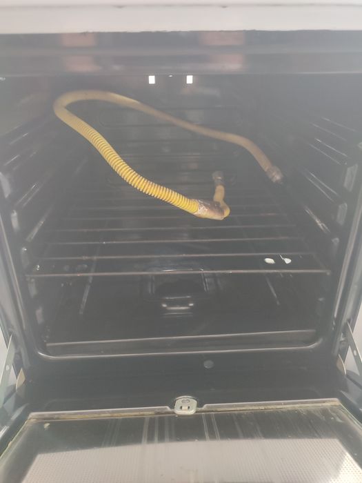 Газовая плита     .