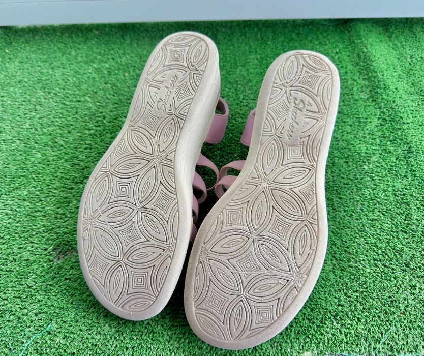 Дамски сандали Skechers Luxe Foam (N 40) – отлично състояние