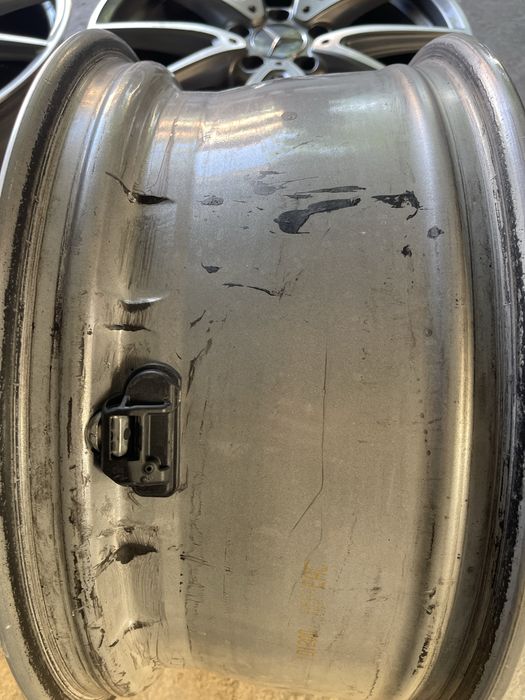 Оригинални Джанти за Mercedes AMG 18”