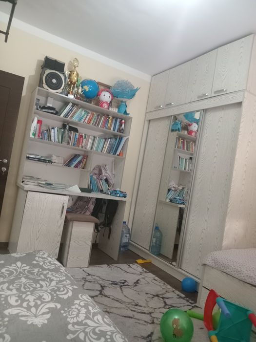 3 хона квартира сотилади Чирчик шахри Саодат 37 хамма удобстваси мавжу