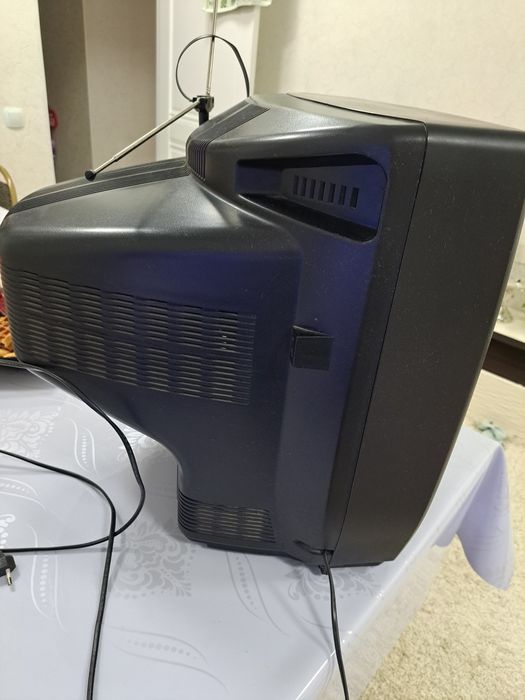 Телевизор LG отличном состоянии оригинал.