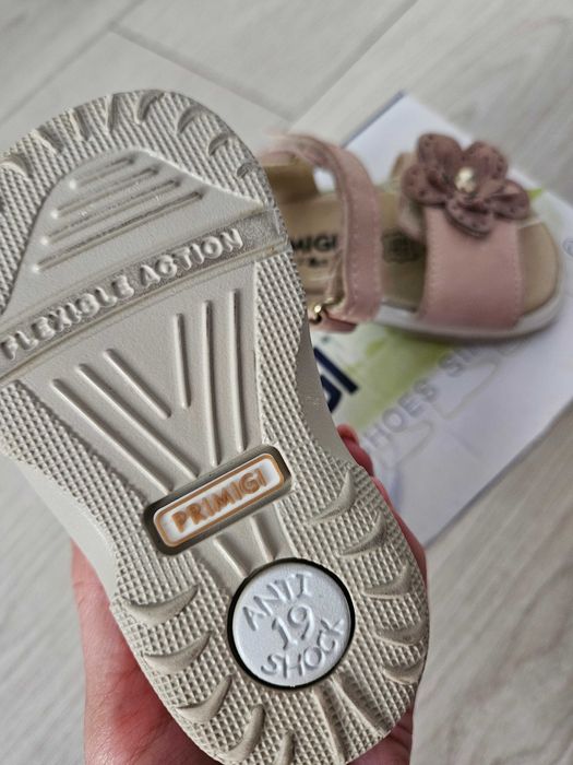 Sandale primigi copii