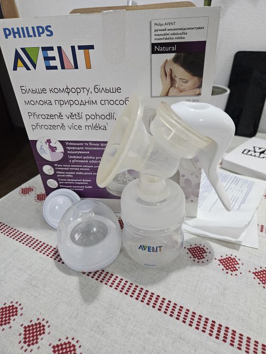 Pompa avent manuala