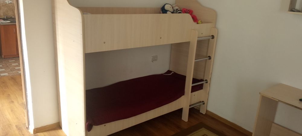 Кровать детская.