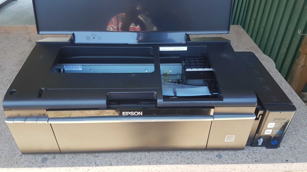 Цветной принтер EPSON L800