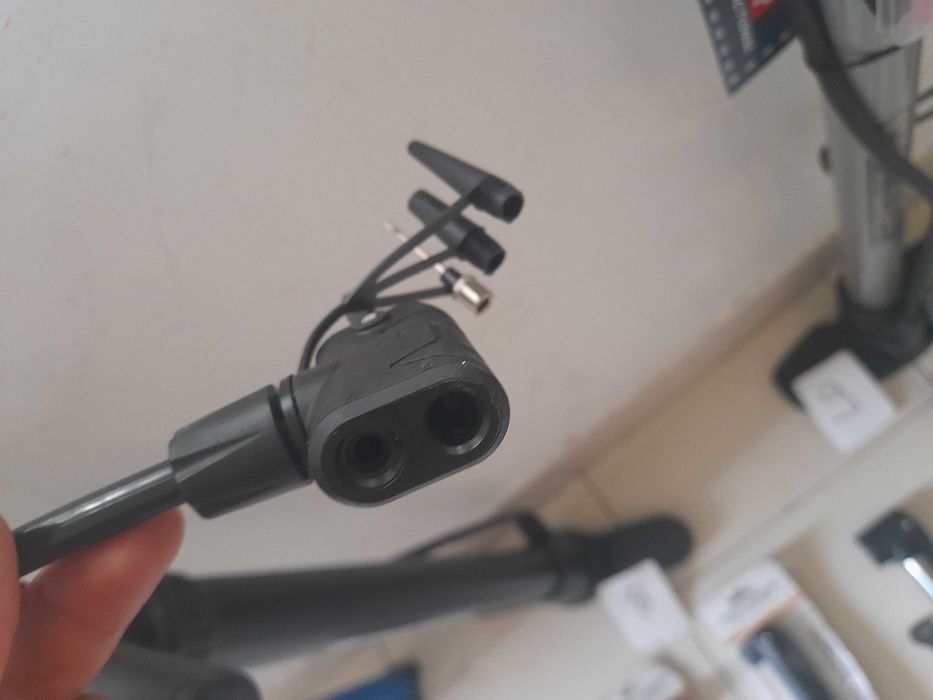 Ръчни помпи за велосипеди,мотори,коли...