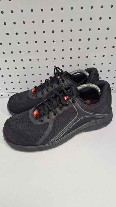 Оригинални мъжки обувки- Strauss