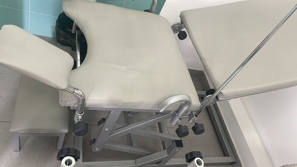 Гинекологическое кресло