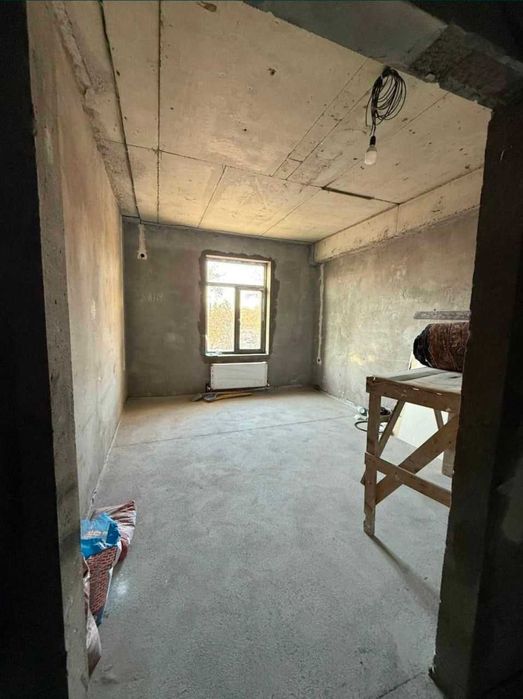 3 комнатная квартира в новостройке на Казирабаде, 103м2 без ремонта