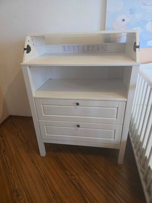 IKEA - SUNDVIK - маса за повиване/скрин - повивалник за бебе