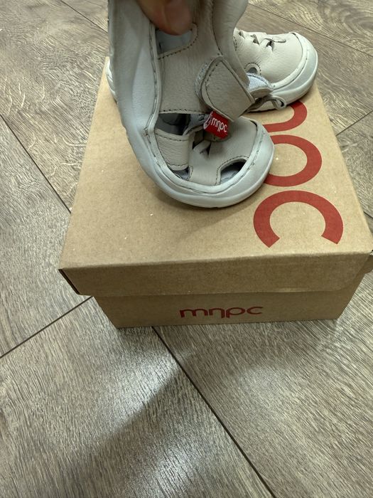 Детские сандалии в отличном состоянии