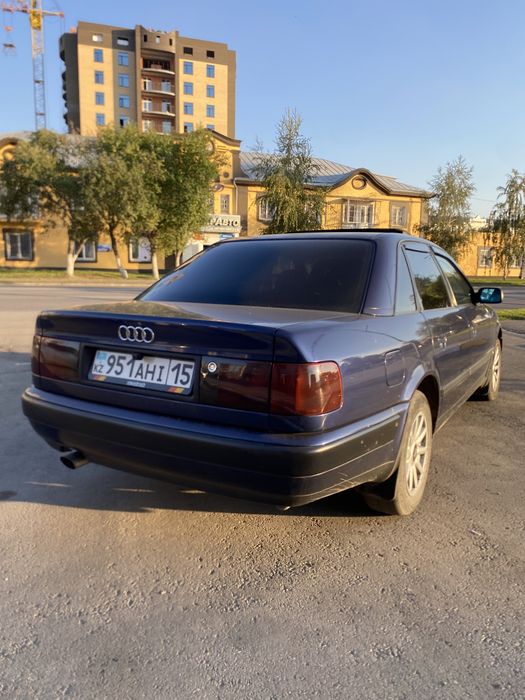 Продам ауди 100с4