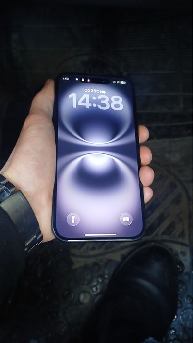 iPhone 16 128gb черный