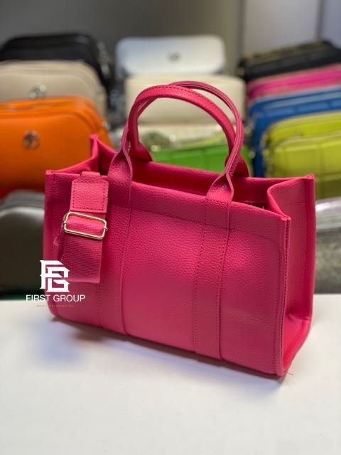 Кожена дамска чанта The Tote Bag с различни цветове