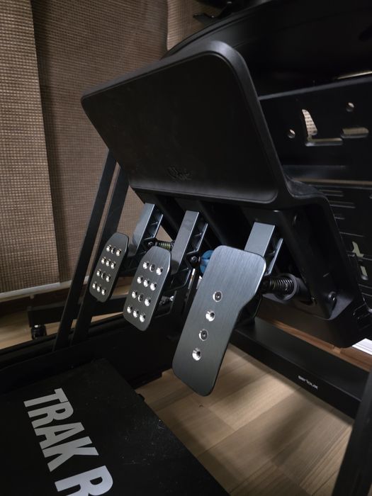 Logitech Pro - baza - 2 volane si pedale