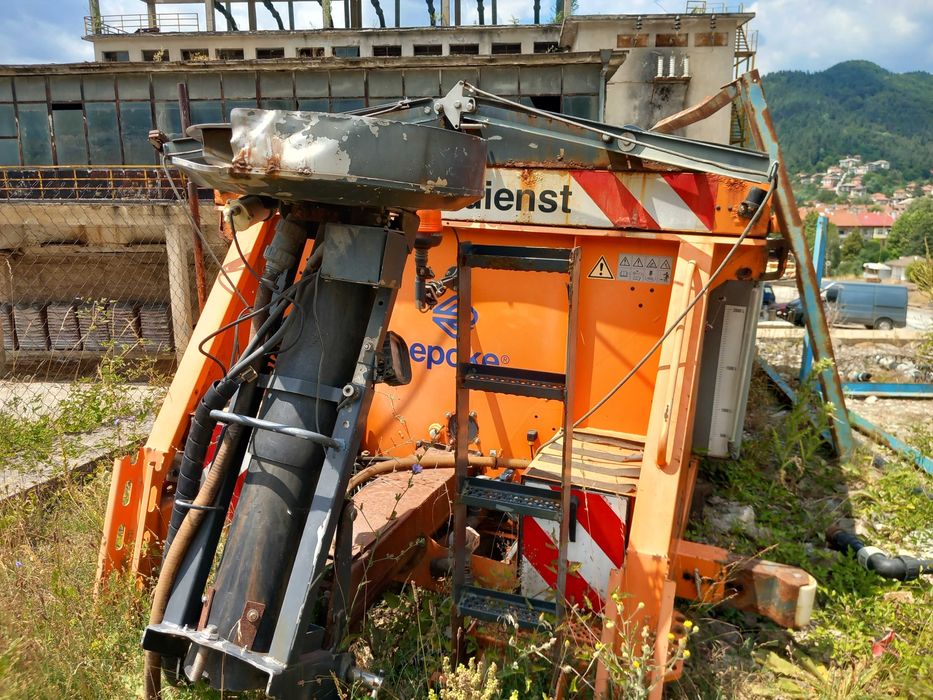 пясъкоразпръсквачи и др. снегопочистващо оборудване