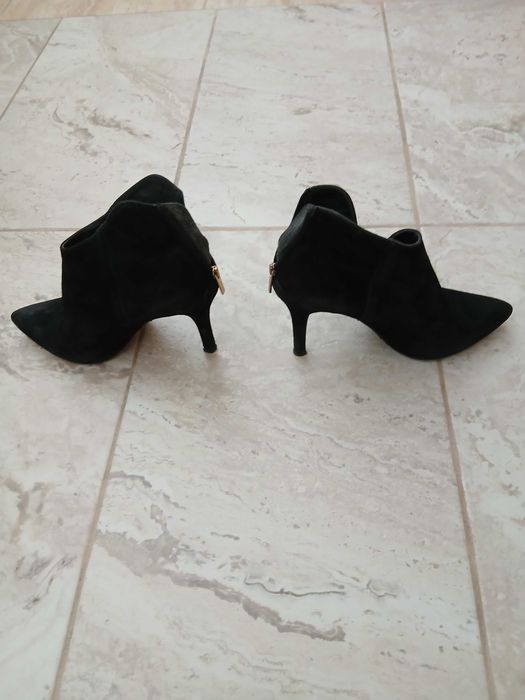 Ghete din piele culoare negru