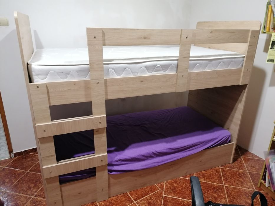 Двуетажно легло детско