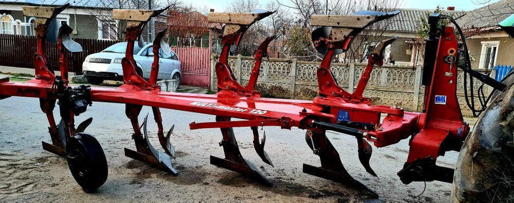 Plug reversibil 4 trupite Kuhn Multi Master 120 inalt si rar 4 brazde