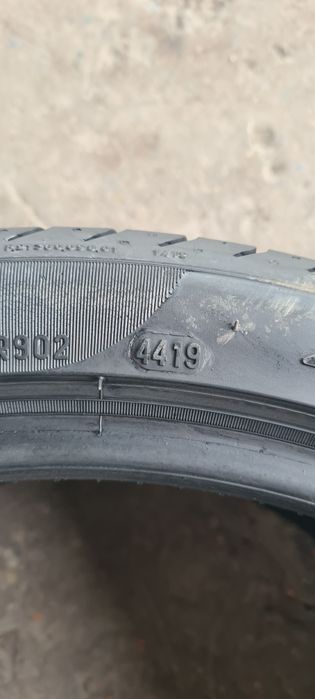 4 anvelope vara Pirelli,fata 255/35/19,spate 285/30/19
