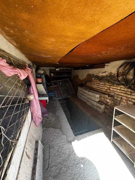 Мукаррам Тургунбаева кучасида уй ховли сотилади