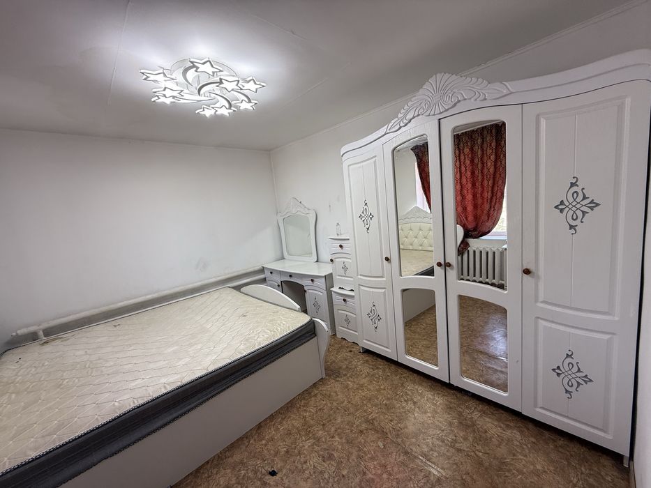 спальный гарнитур,тв смарт,холодильник