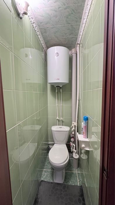 Продам четырехкомнатую квартиру