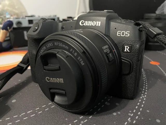Canon eos RP + obiectiv 50mm f1.8 + adaptor canon ef-rf