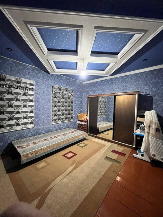 Ховли сотилади. Парк кучада