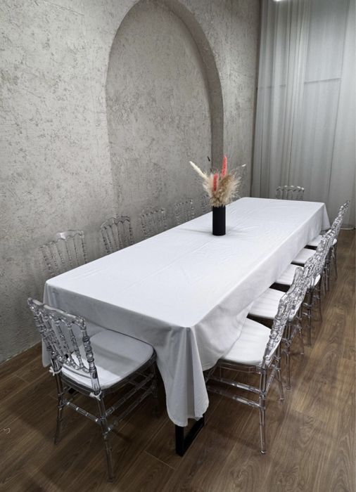 Столы и стулья в аренду