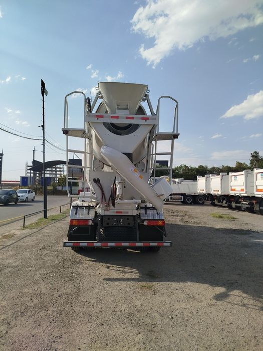 Автобетономиксер Howo-T7S 6x4 - 10 куб.м